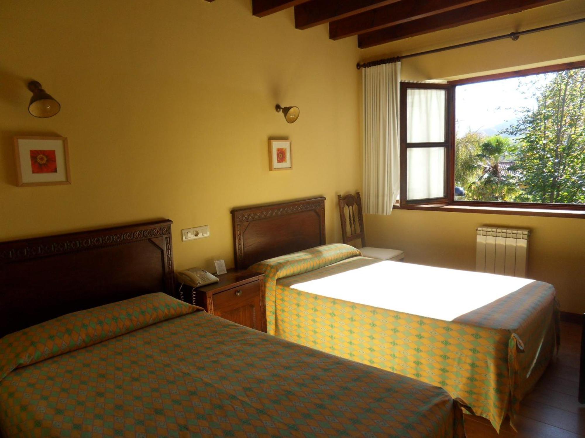 ריבאדסלה Hotel El Carmen מראה חיצוני תמונה