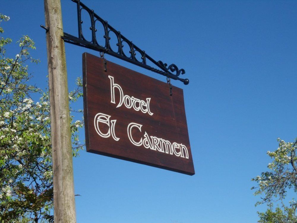 ריבאדסלה Hotel El Carmen מראה חיצוני תמונה